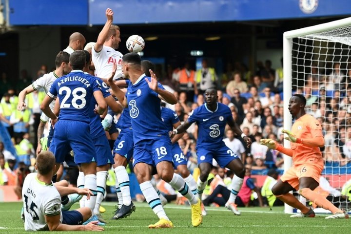 Koulibaly do Chelsea comemora um gol contra o Tottenham.Captura/ESPN