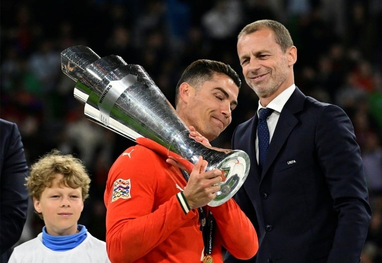 Il Portogallo sale al sesto posto del ranking FIFA e l'Italia esce dalla top 10