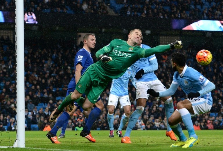 Man City out to close gap against goal-shy Palace