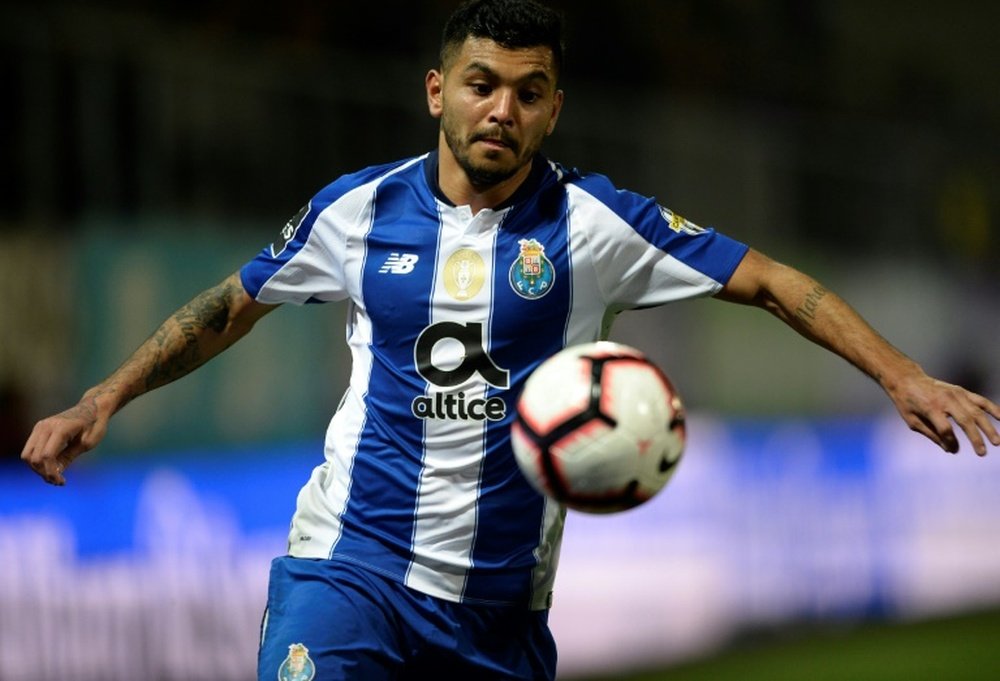 O Porto emitiu um comunicado sobre a lesão de Corona. AFP