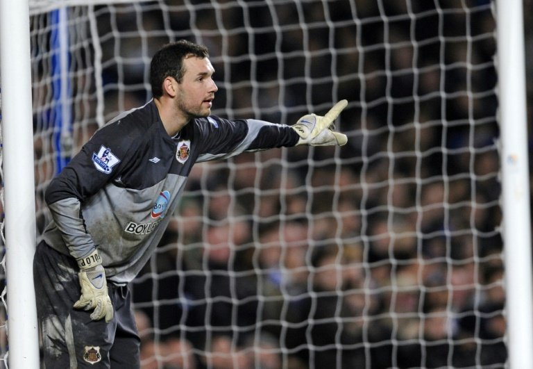 Former Hungary goalkeeper Marton Fulop, who played for a string of English Premier League clubs, has died from cancer at the age of 32