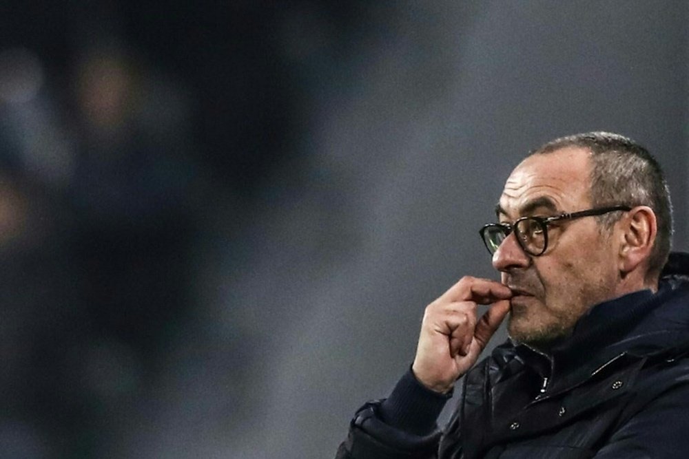 Sarri está com o futuro em risco. AFP