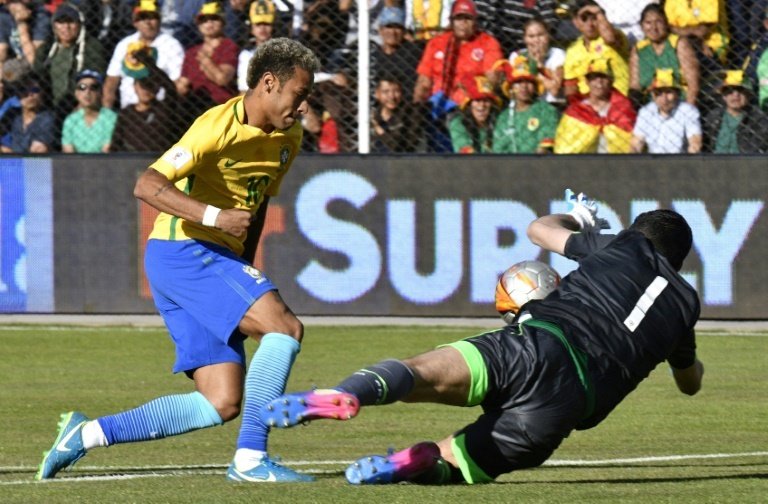 Brasil no pasó del empate ante Bolivia y eso que tuvo ocasiones de gol. AFP