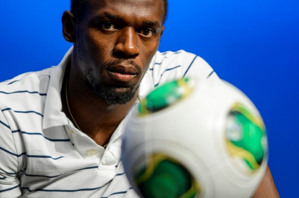 Bolt começou com derrota a sua trajetória no futebol. AFP