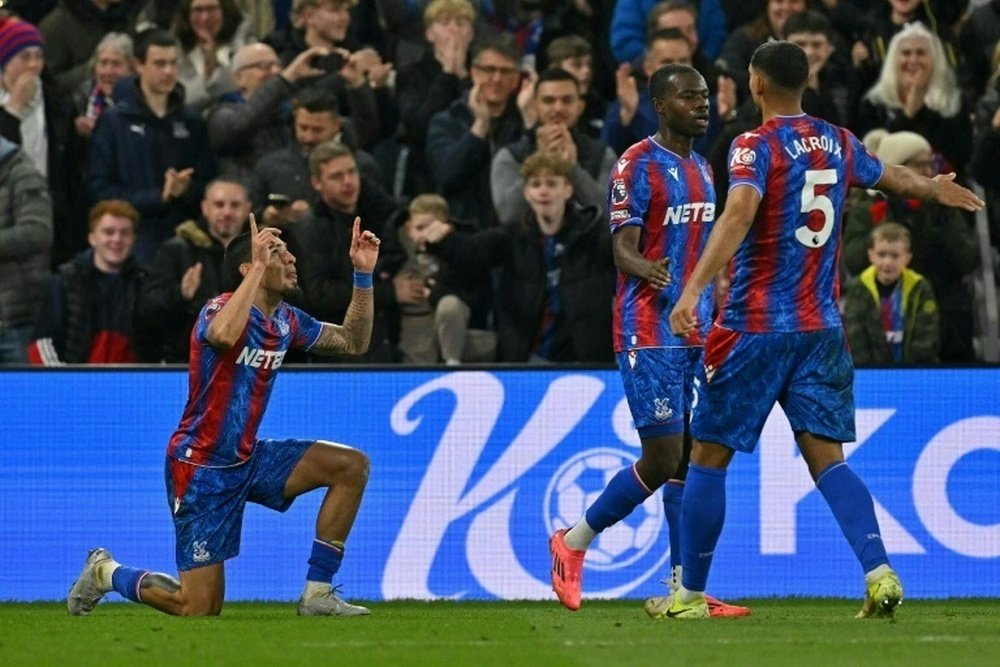 Crystal Palace have reached a verbal agreement with Romain Esse. AFP