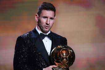Leo Messi remporte le Ballon d'Or 2021. AFP