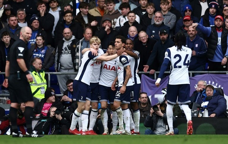Spurs fight back to salvage Bournemouth draw