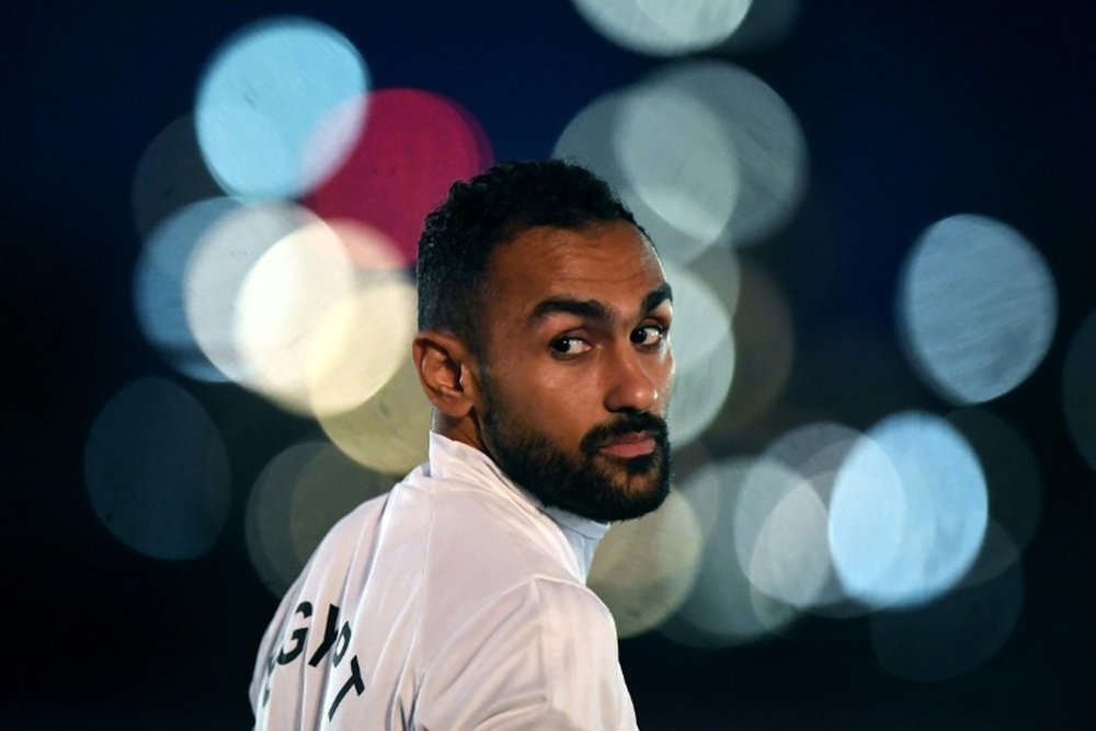 Ahmed Elmohamady se marcha al Aston Villa. AFP/Archivo
