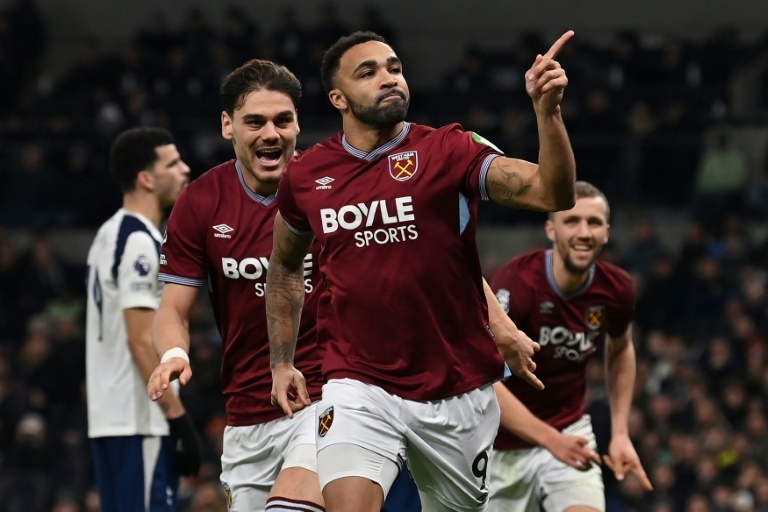 Sorry Tottenham slipped to defeat against relegation-threatened West Ham