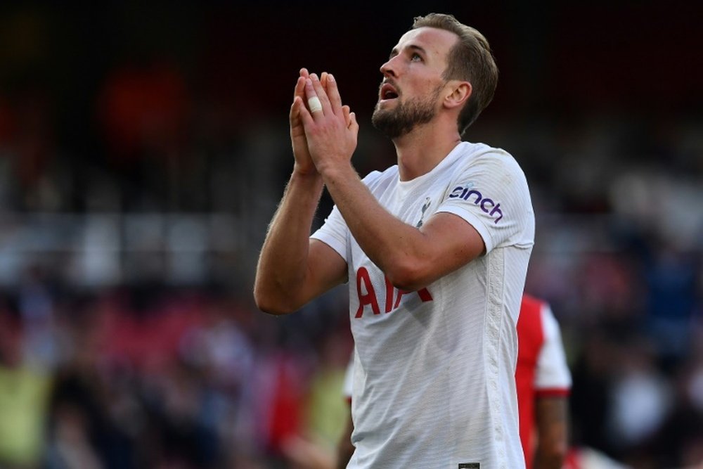 A torcida culpou Kane pela derrota do Tottenham. AFP