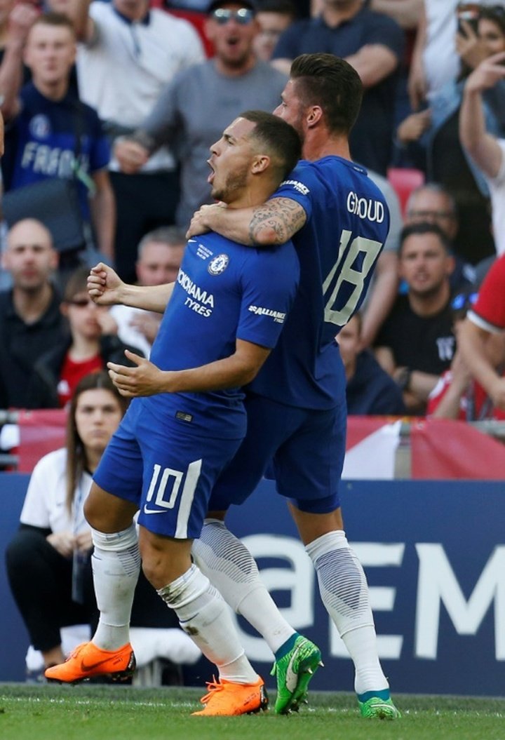 Chelsea vence o Arsenal em jogo emocionante