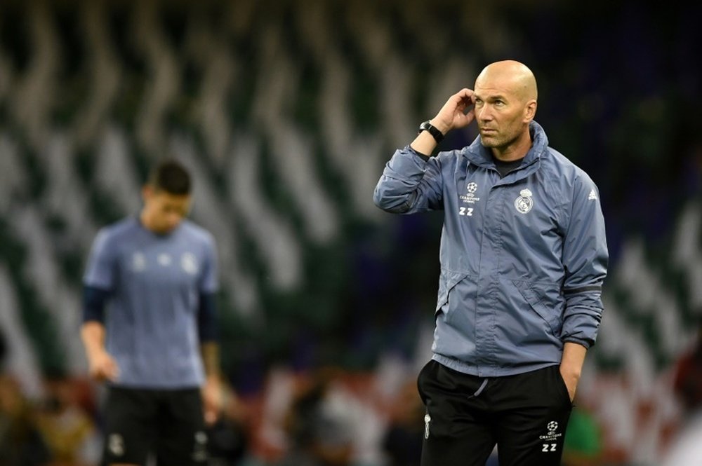 Zidane reconoció que su equipo perdió muchos balones. AFP