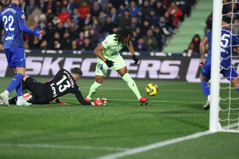 Sob muita consusão, Getafe e Barça empatam em partida pela LaLiga