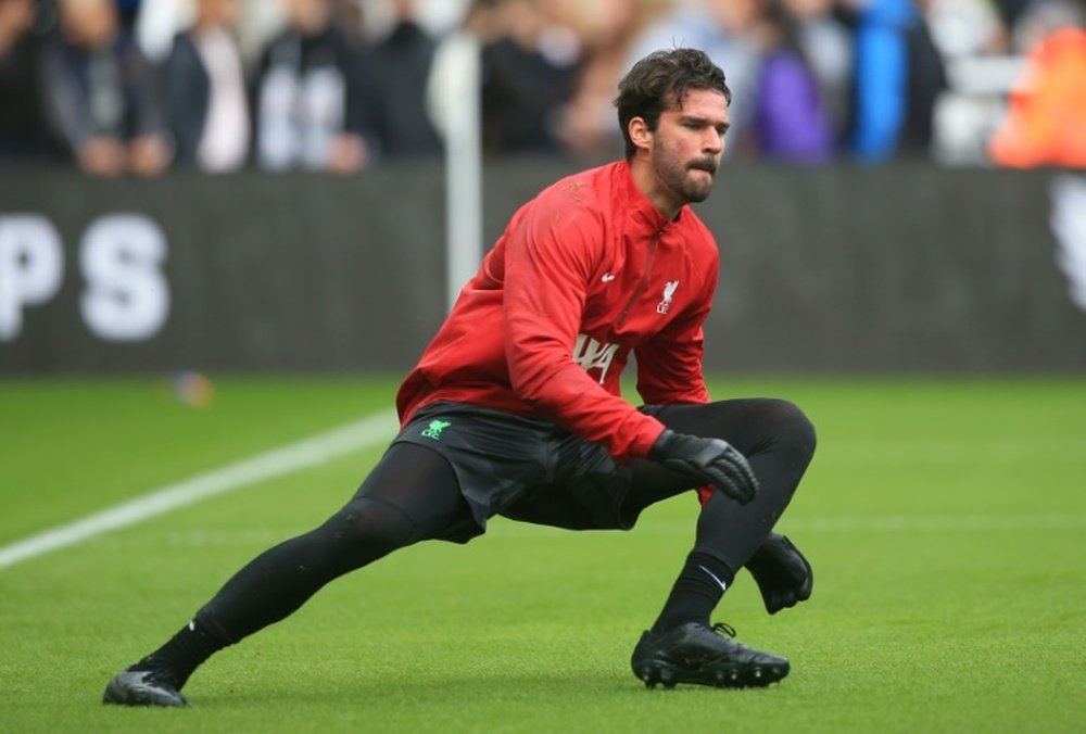 Blessé, Alisson manquera les prochains matchs de Liverpool. afp