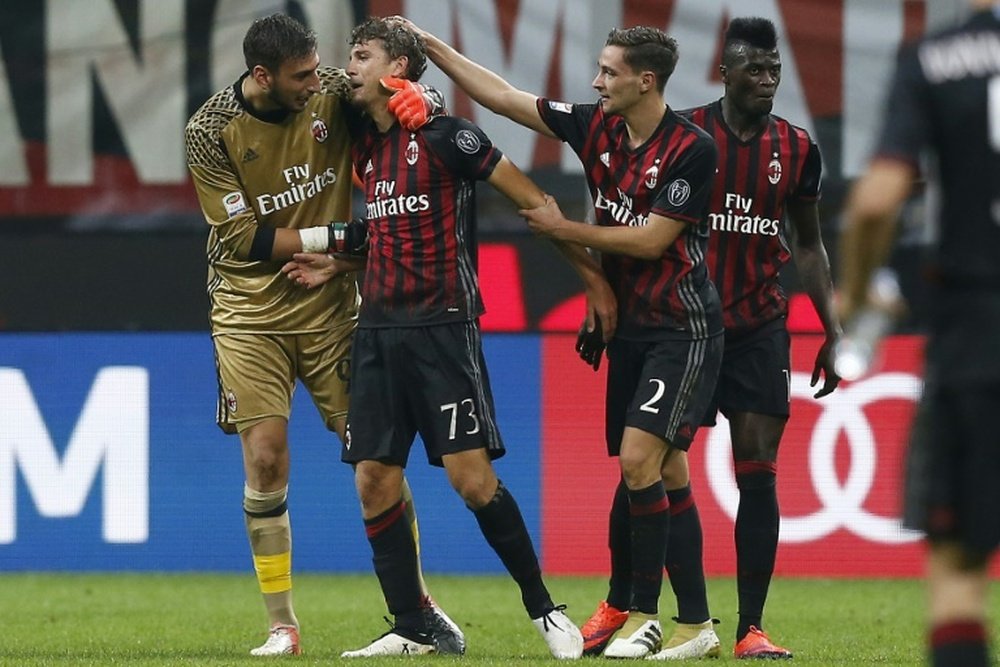 El Milan continúa su imparable ascenso hacia la cabeza de la Serie A. AFP