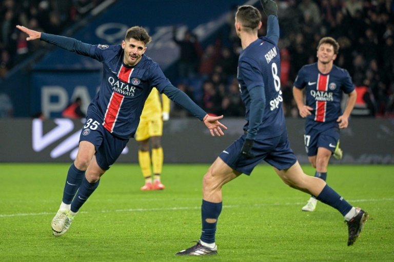 El PSG logró su décima victoria en la Ligue 1. AFP