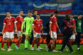 Federação Russa de Futebol reage à expulsão. AFP