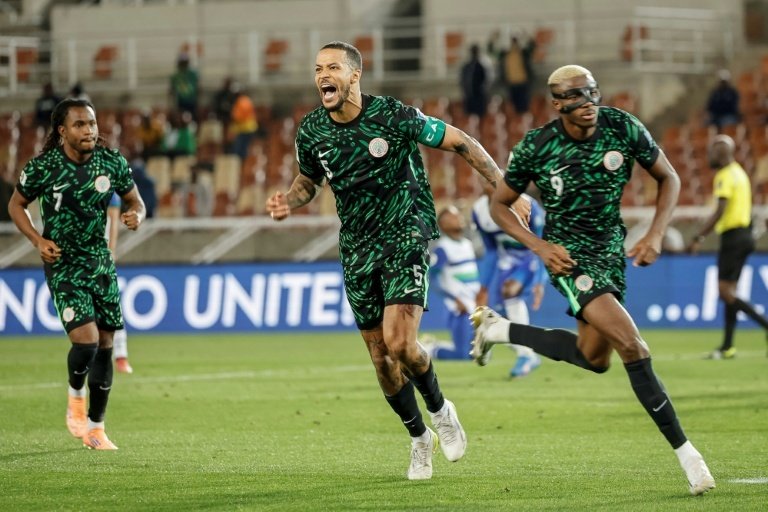 Les Super Eagles échappent à une frayeur aérienne : le retour mouvementé de l'équipe du Nigeria