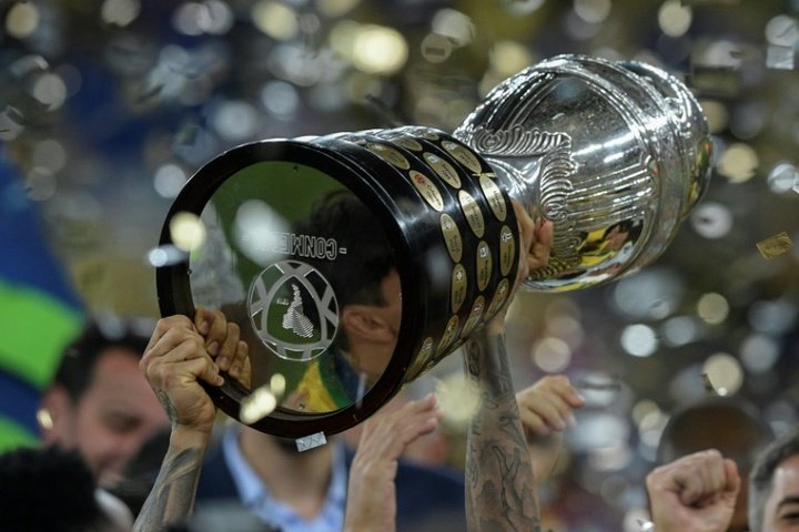 La CONMEBOL modifica las reglas: sin límite de cambios si es por COVID-19