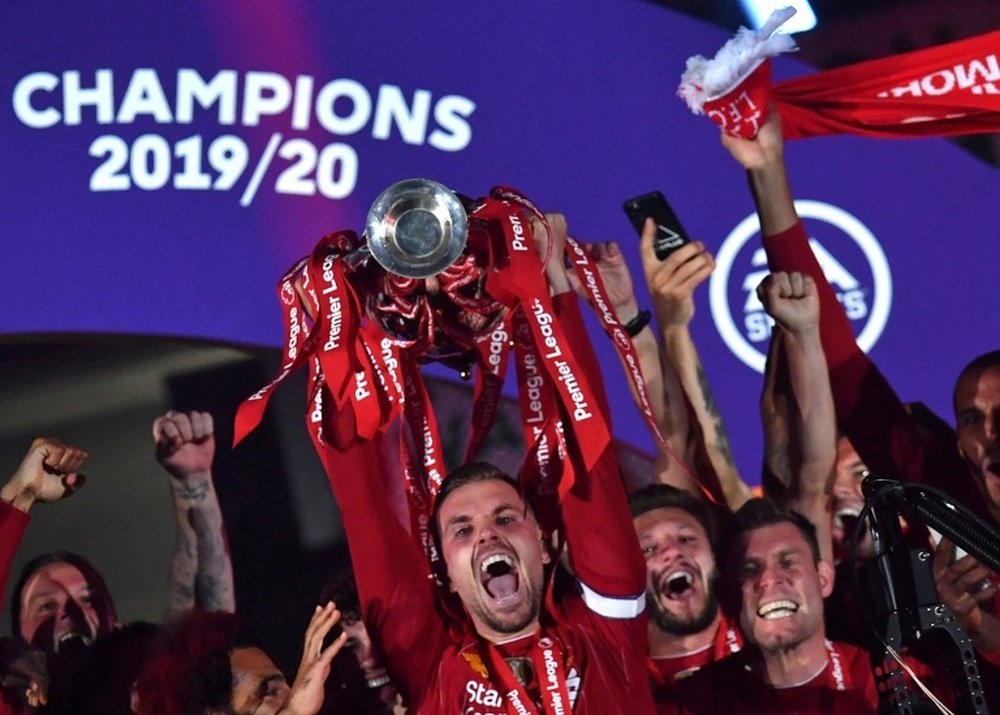 El Liverpool levantó la Premier League tras 30 años de maldición. AFP