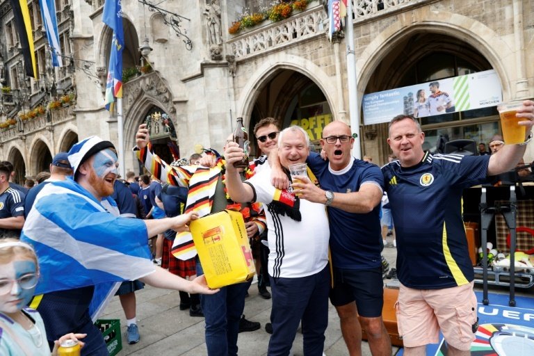 Reabren la 'fan zone' cerrada por un objeto sospechoso