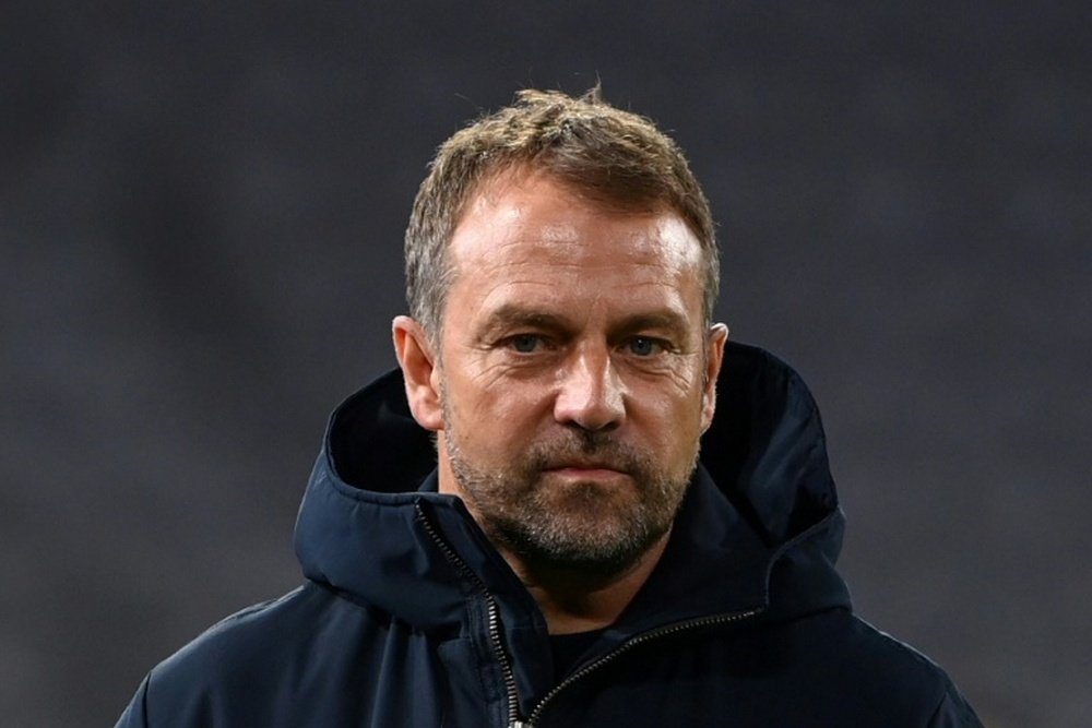 Acabou a fase de Hans Flick como técnico do Bayern. AFP