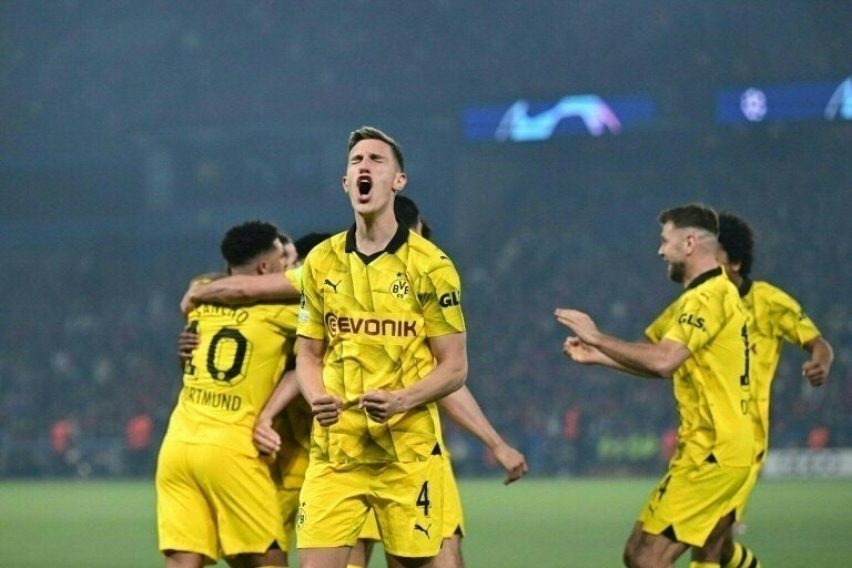 Liverpool eye Dortmund star Schlotterbeck as Van Dijk's successor