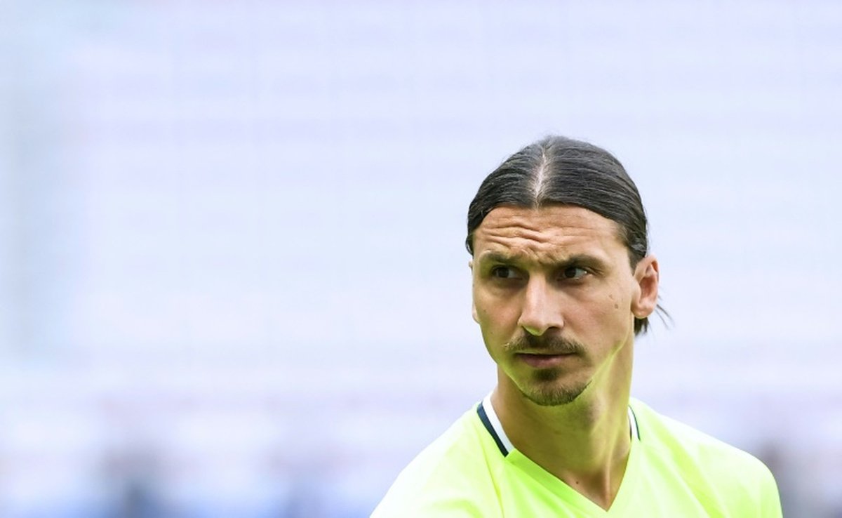 THIS is how Mourinho described Zlatan THIS is how Mourinho described Zlatan