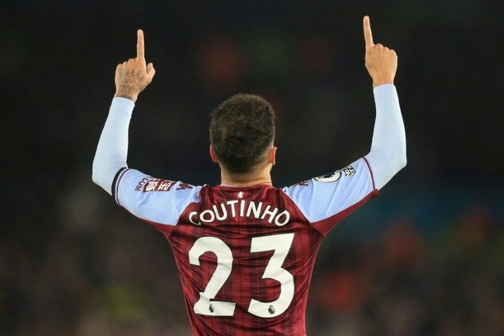 Barca rub arms with glee as Arsenal make move for Coutinho