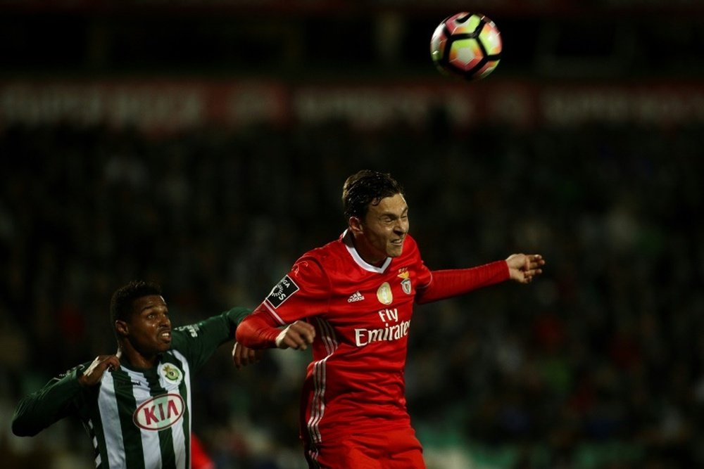 El defensor ha disputado 35 partidos con el Benfica. AFP