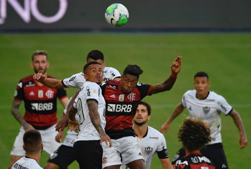 Disputa entre Corinthians e Flamengo  em foto de arquivo.AFP