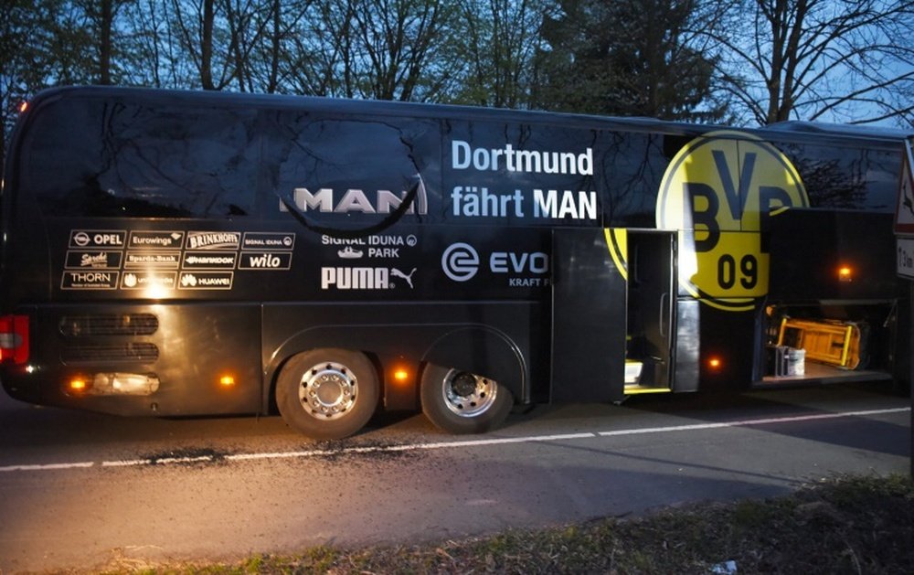 As coisas poderiam ter corrido pior para a comitiva do Borussia Dortmund. AFP