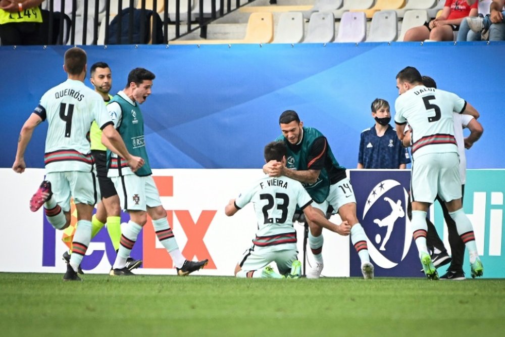 Portugal en finale de l'Euro Espoirs. captura