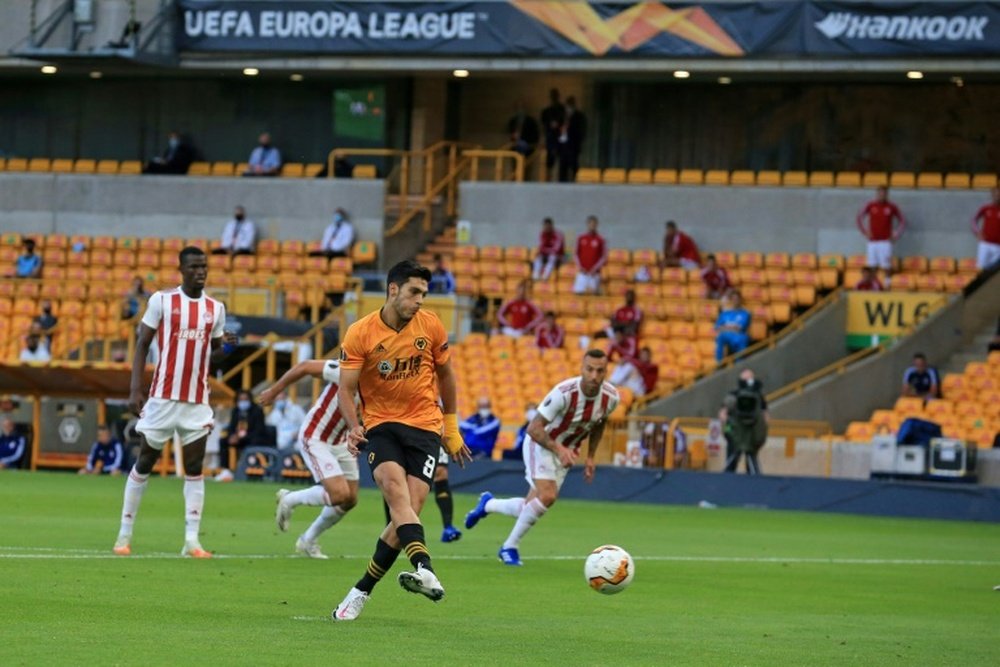 Raul Jimenez resta alla al Wolverhampton. AFP