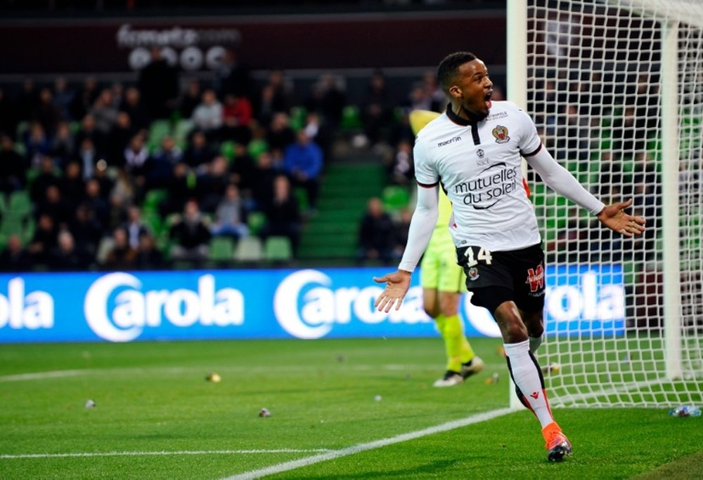 El Niza podría convertirse en líder de la Ligue 1. AFP