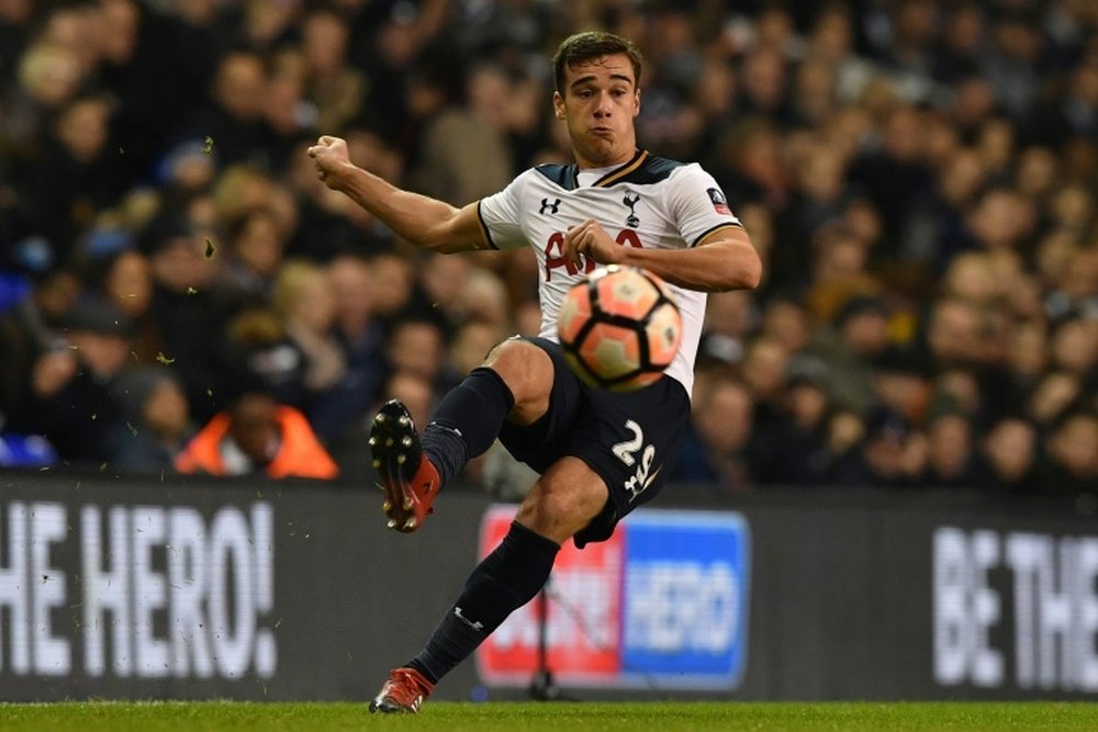 Harry Winks podría abandonar el Tottenham en enero. AFP/Archivo