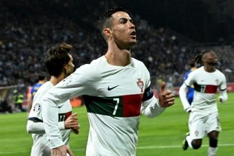 Buteur pour le troisième match consécutif toutes compétitions confondues, Cristiano Ronaldo a déclaré qu'il avait l'intention de jouer encore deux ans, voire plus si son corps le permet.