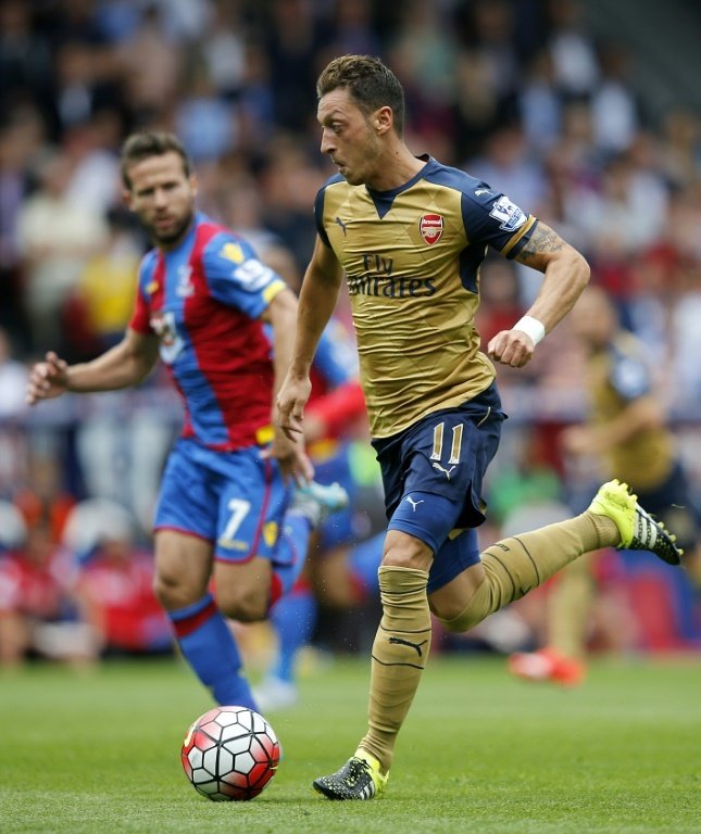 Arsenal y Palace se enfrentan para no pasar apuros en la recta final