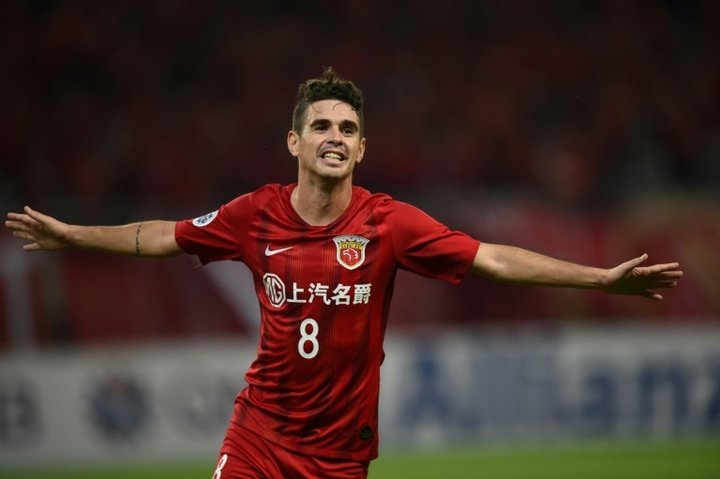 Oscar quer jogar na Seleção da China