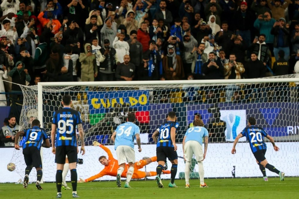 La Lazio se llevó 3 goles en contra. AFP