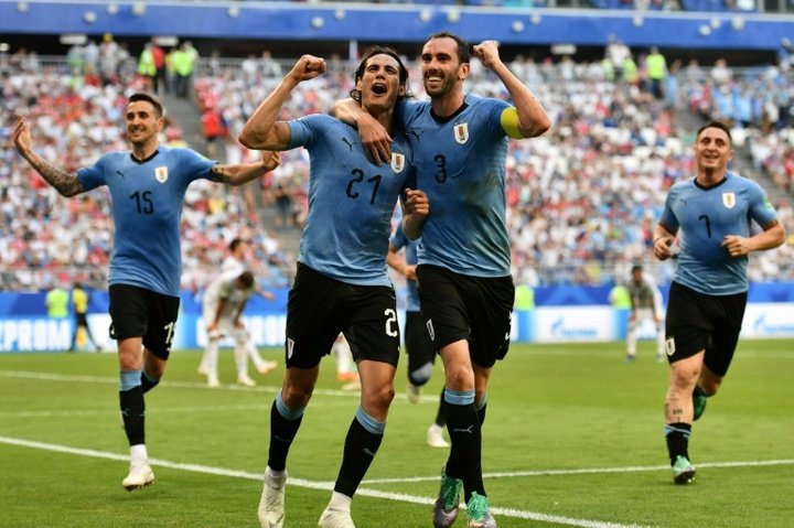 Godin entre dans l'histoire de l'Uruguay