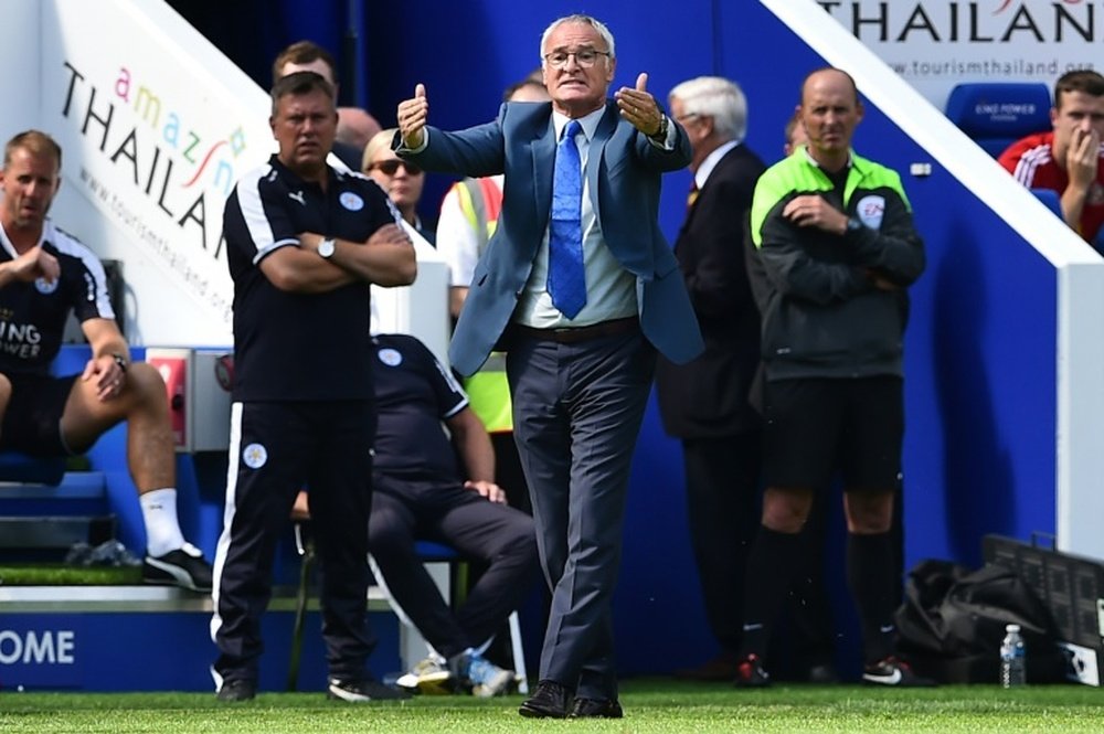 Leicester Citys Italian manager Claudio Ranieri signals from the touchline during an English Premier League football match against Sunderland at King Power Stadium in Leicester, central England on August 8, 2015