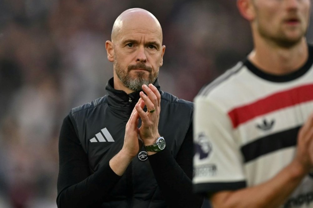 Gary Neville was very critical of the signings made by Ten Hag. AFP