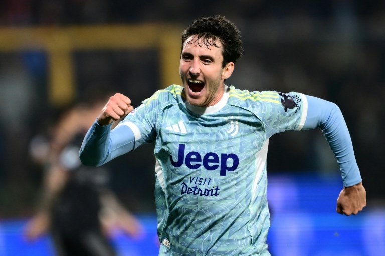 Spalletti le regala un cumpleaños feliz a la Juve