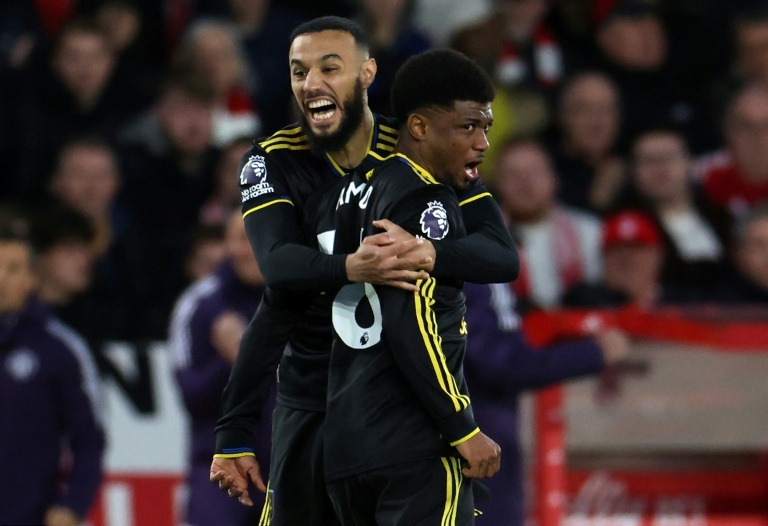 Manchester United held by spirited Forest in City Ground stalemate