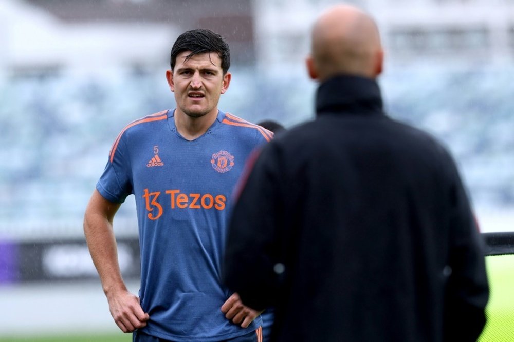 Maguire et Ten Hag élus meilleur joueur et meilleur entraîneur du mois en PL. AFP