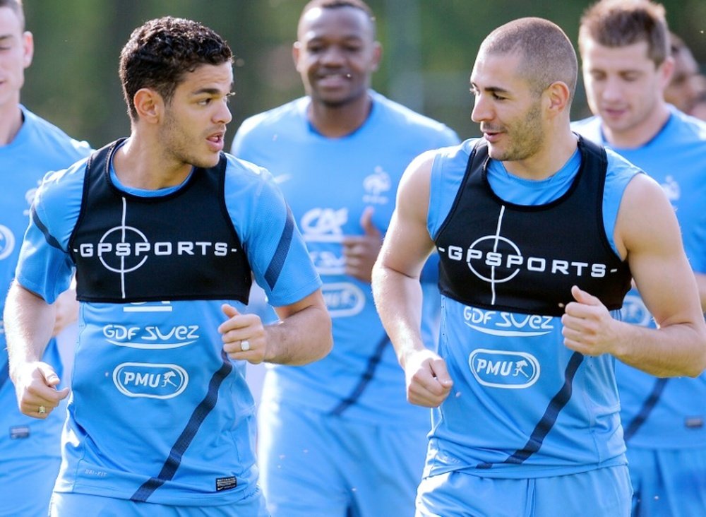 Karim Benzema (R) and Hatem Ben Arfa (L) have both been left out of Frances squad. BeSoccer