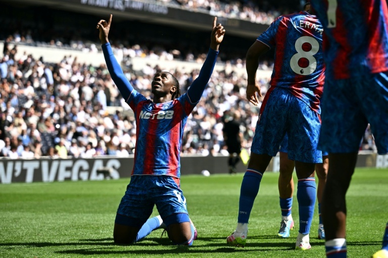 Eze Crystal Palace Aston Villa