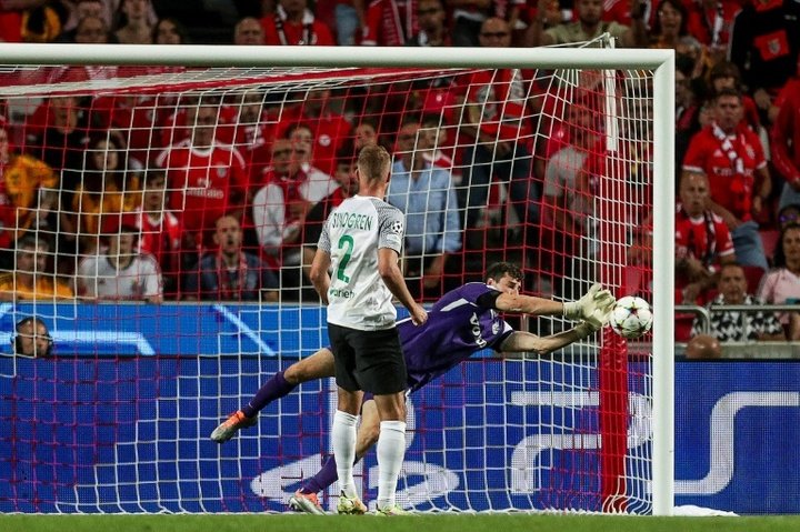 Champions: prováveis escalações de M.Haifa e Benfica
