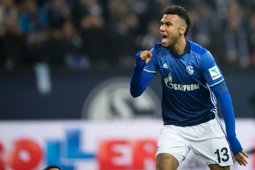 El del Schalke 04 parece cautivar al Stoke. AFP